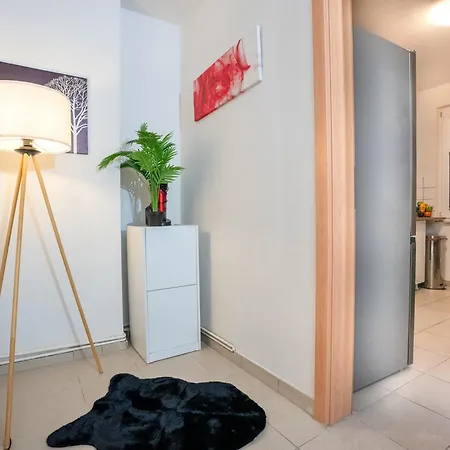 Sr24 - Stilvolle 1 Mit Terrasse In Appartement