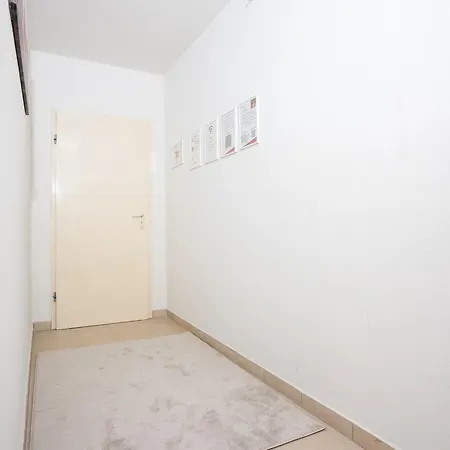 Sr24 - Stilvolle 1 Mit Terrasse In Lejlighed *
